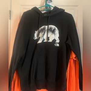 Men’s size Medium North Face Bear hoodie